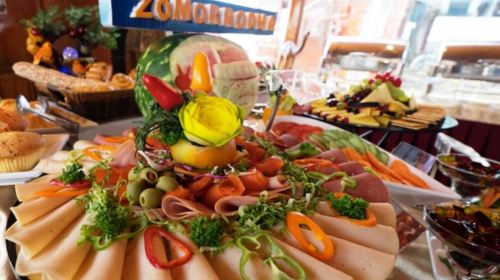 From Dubai Cruise: Creekside Dhow Dinner Cruise Day Tours