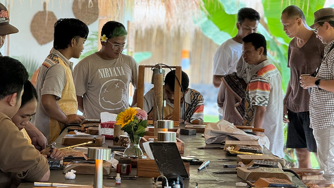 Alas Arum Silver Workshop: Craft Custom Jewelry Amidst the Lush Bali Jungle