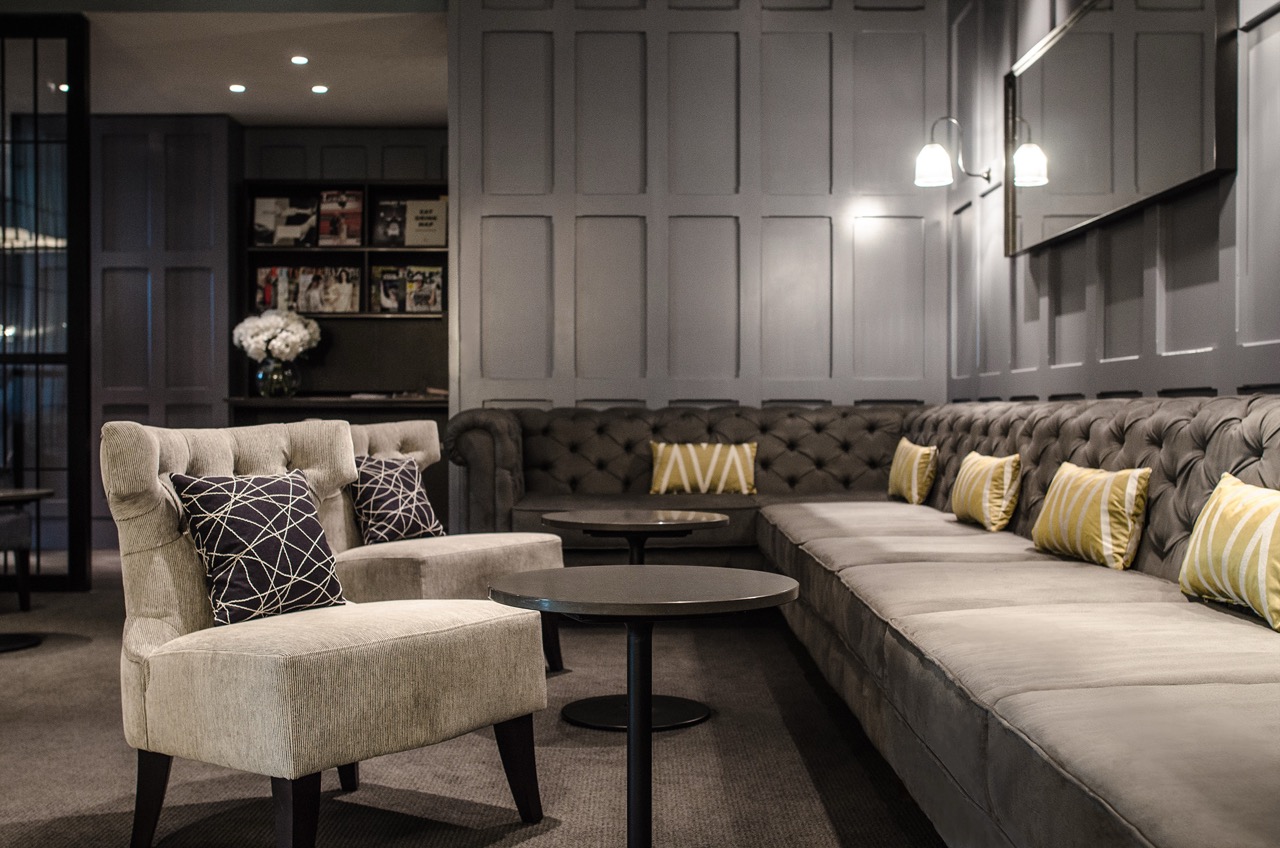Clubrooms (Additional Charges Apply) Gatwick Airport