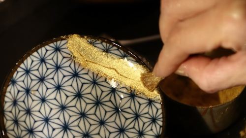 Authentic Kintsugi Workshop: Art of Golden Joinery in Tokyo Day Tours