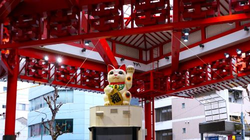 Nagoya Highlight Day Tour with Osu Street & Osu Kannon from Osaka