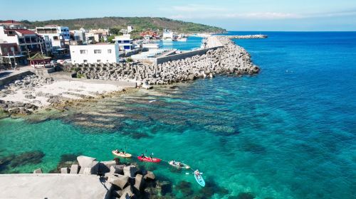 1.5-Hour kayaking on Liuqiu Island – SUP & Canoeing Experience – Mathison Water activity