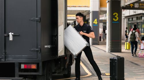 Luggage Delivery: Airport ⇆ Hotels/Homestay in Osaka, Kyoto, Kobe, Nara