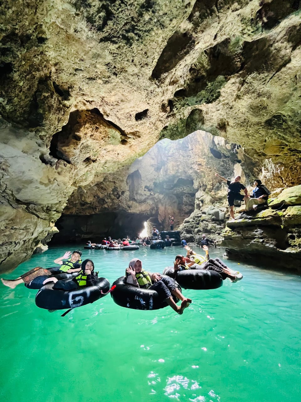River Tubing Goa Pindul