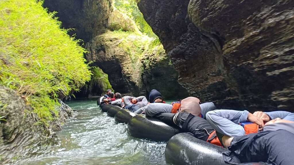 Pangandaran Boat Tour – East Beach, Nature Reserve & Snorkelling