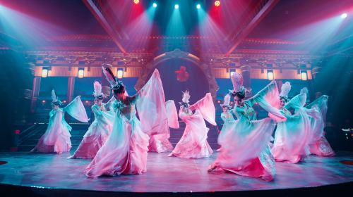 Suzhou Night Tour Must-Do – Zhouzhuang Ancient Town & 'Only Zhouzhuang' Performance
