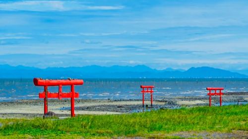 Kyushu Saga Arita Ceramic Park + Yutoku Inari Shrine + Sea Torii Gate 1-day tour| Strawberry Picking Day Tours