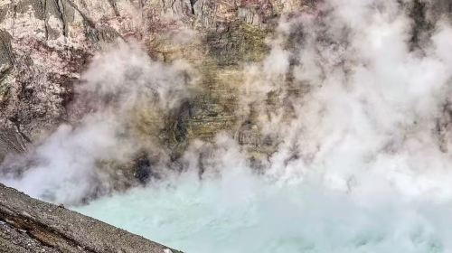 Private charter to Kumamoto round-trip, Kusasenri, Mount Aso and Kamishikimi Kumanoimasu Shrine in Japan