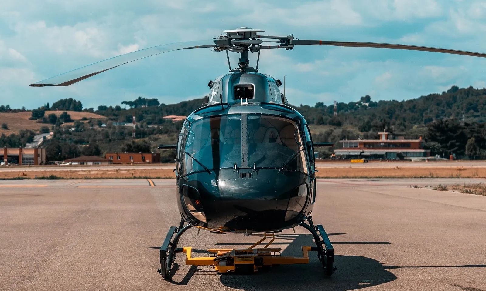 Private Helicopter Flight along the Barcelona Coastline