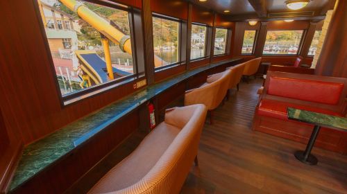 Hakone Sightseeing Cruise