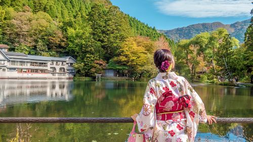 1-day tour to Beppu cable car: Dazaifu Tenmangu Shrine, Yufuin, Lake Kinrin and flower village Day Tours