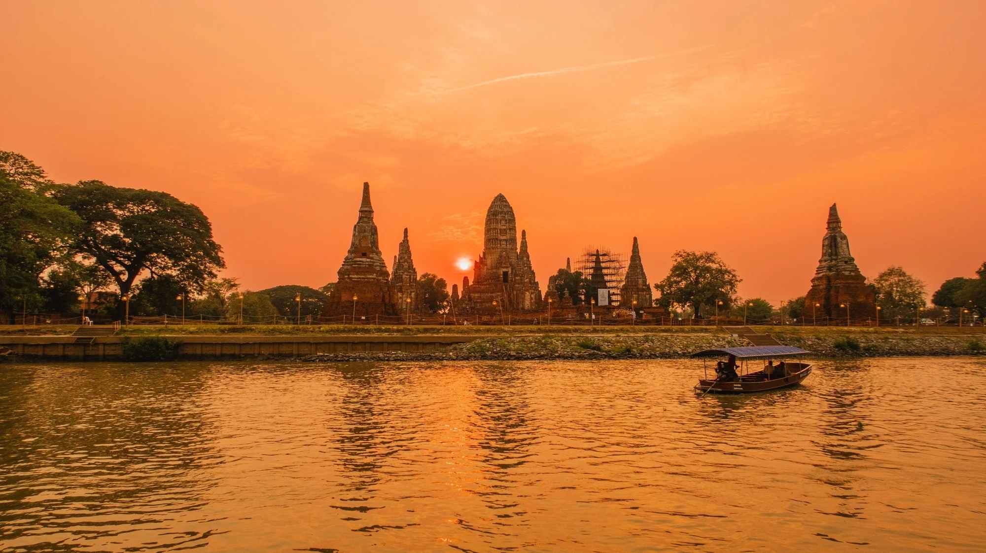 Join Tour Ayutthaya sunset