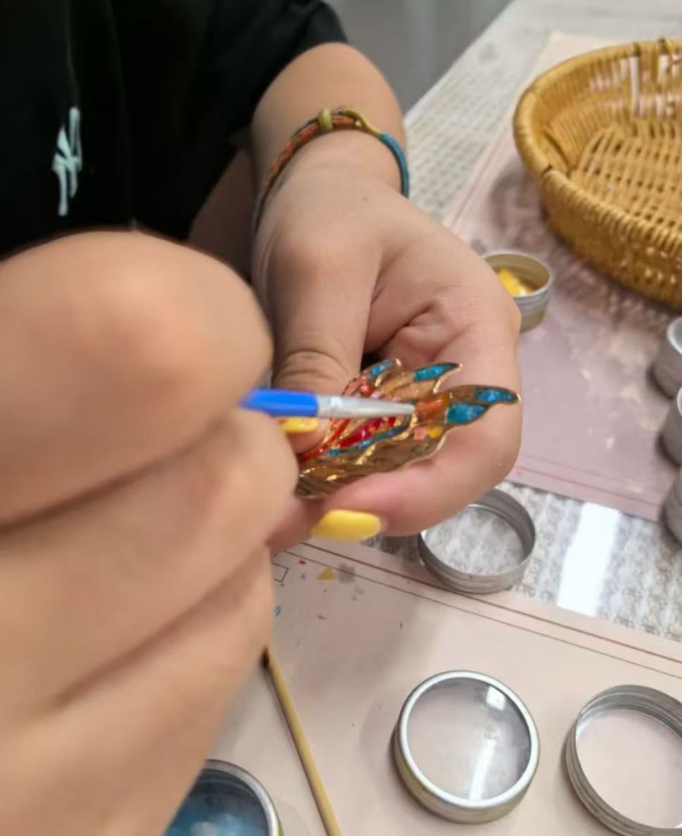 China Guangzhou Culture 1-Day Tour Yongjingfang, Opera Museum Inlay DIY Bracelet, Pearl River Cruise , Private Guide