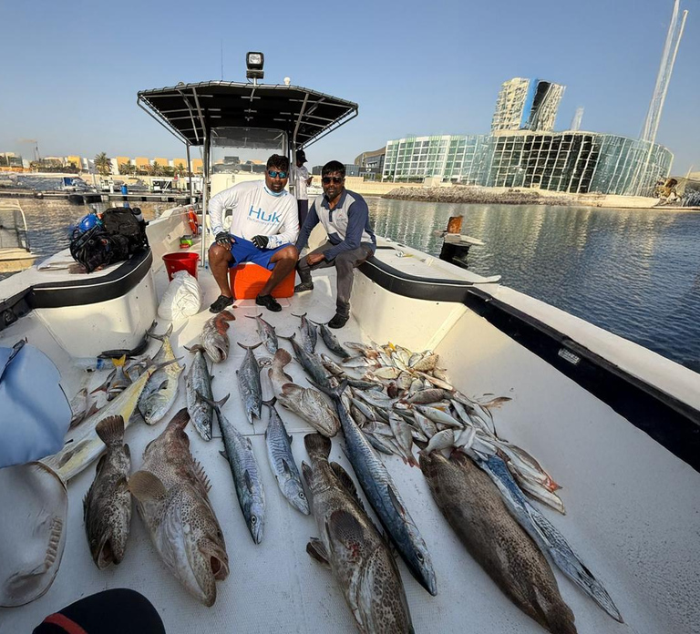 Abu Dhabi: Private Fishing Trip With Captain