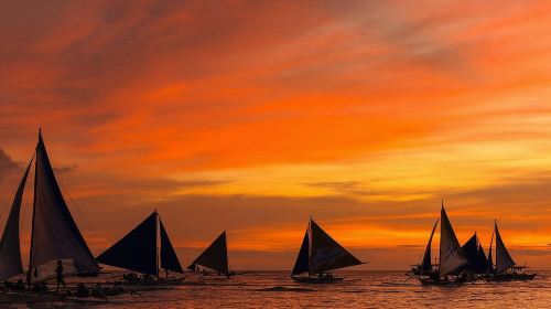 Boracay Island Sunset Sailing Boat Experience