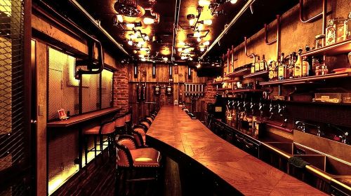 Casual Japanese SAKE tasting and snack experience in Kabukicho Day Tours