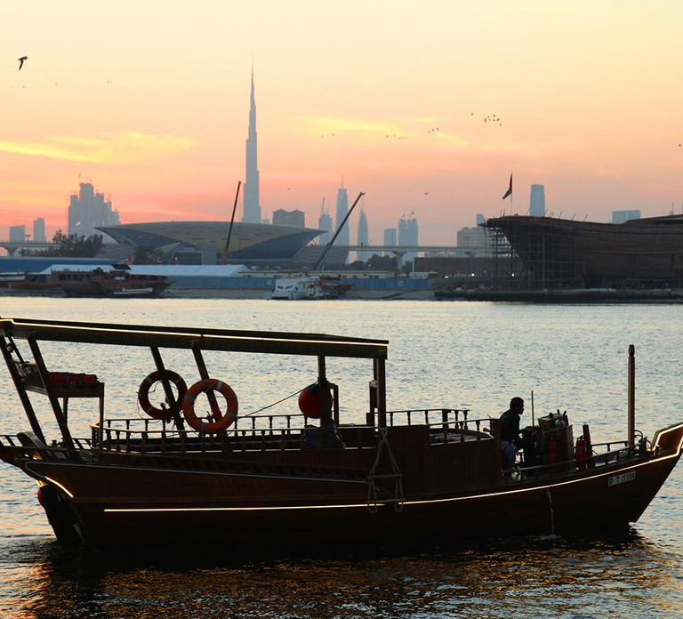 Dubai: Sunset Cruise on Traditional Boat & Emirati High Tea