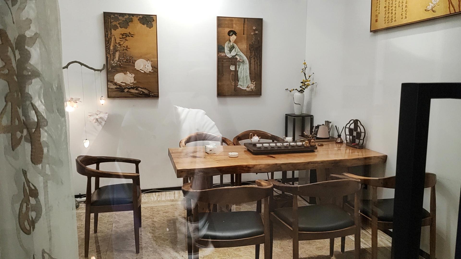 Dehang Moonlight Yunxi Tea House Phoenix International Airport