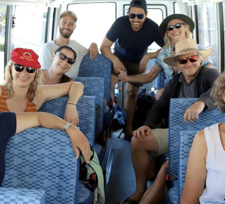 Whitsundays: Airport Transfer to/from Airlie Beach