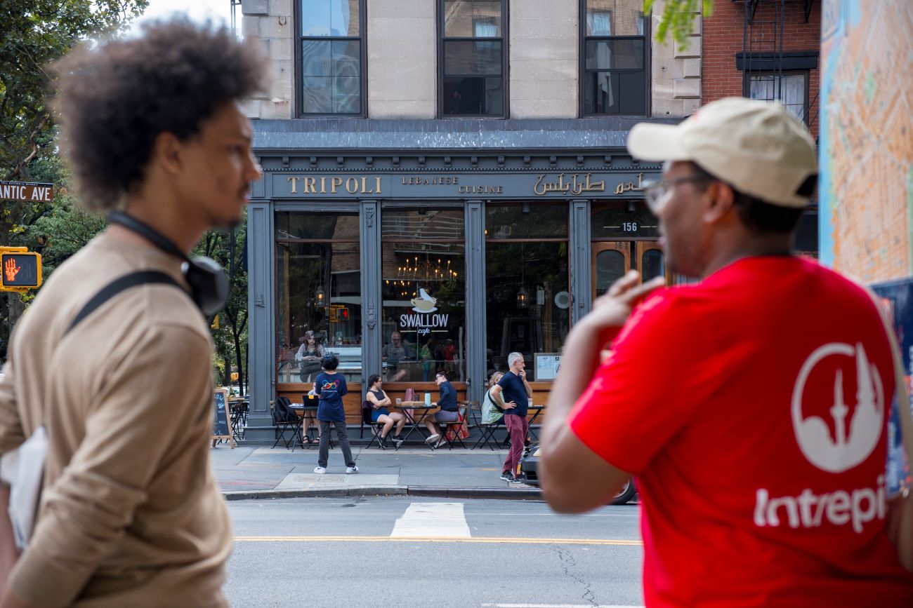 New York Neighbourhood Eats Tour: Brownstone Brooklyn Experience
