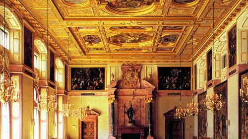 Residenz München: Museum Entrance + Residence Serenade Concert Day Tours
