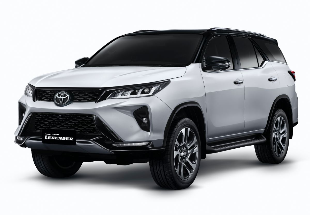 Private Transfer between Phuket International Airport (HKT) and Accommodations in Phuket Areas