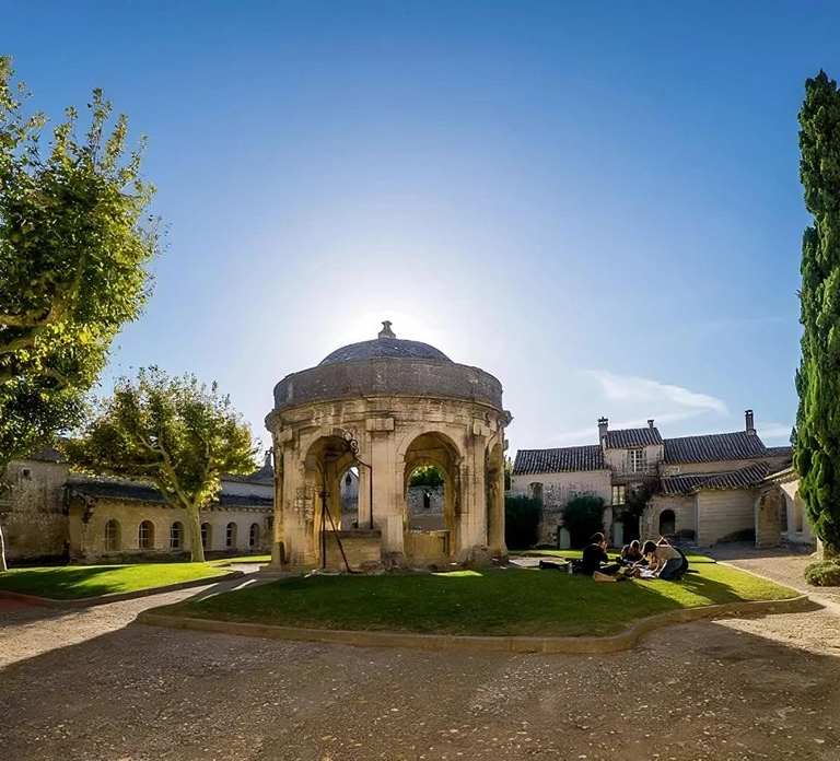Avignon City Pass: Tourist sites in Avignon and Villeneuve Lez Avignon
