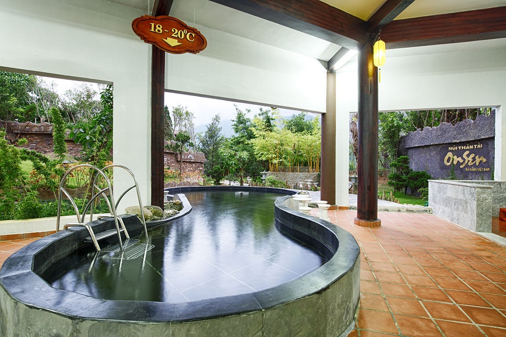 Nui Than Tai Hot Spring Park Day Tour