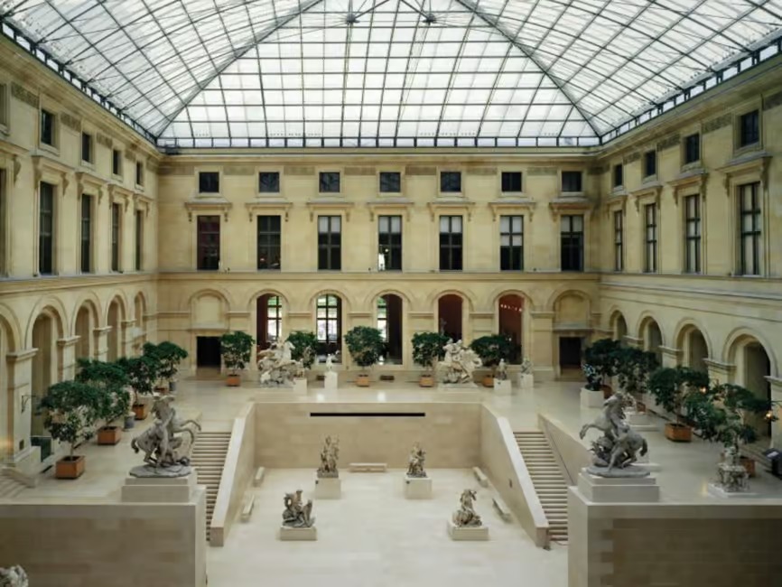 Paris: Priority Access Louvre with Host -Direct to Mona Lisa