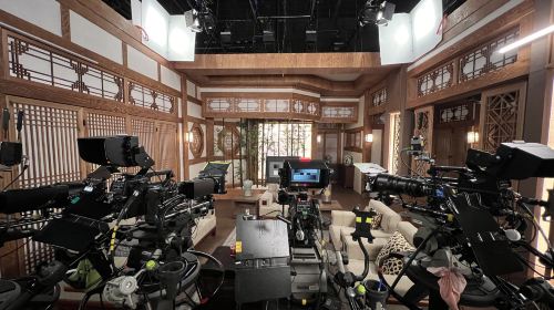 MBC K Drama Studio One Day Tour from Seoul – Ilsan Dream Center & Sangamdong MBC Headquarters • See Behind The Scenes