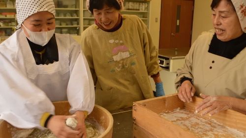 Make Artisan Mochi and Paper in Kyoto