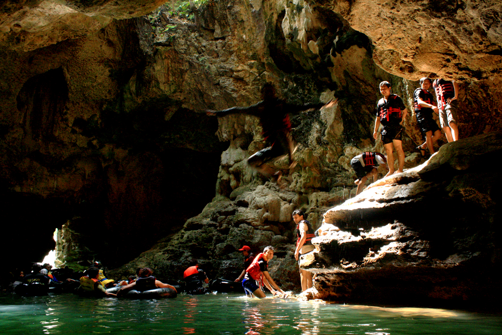 River Tubing Goa Pindul