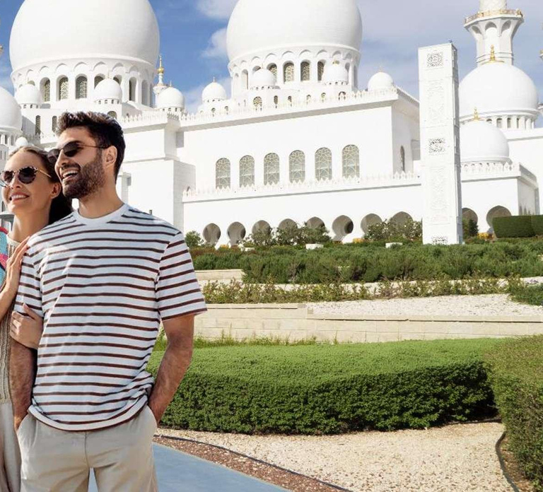 Dubai: Sheikh Zayed Mosque & SeaWorld Entry w/ Transfer