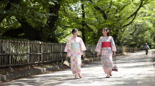 Nagoya Trip Moments[Local professional photographer for 1-hour photo shoot · Photos delivered within 7 days · 100+ unedited photos included]