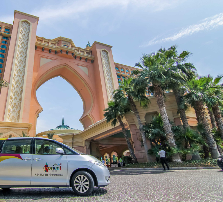 Dubai: Private Vehicle Rental