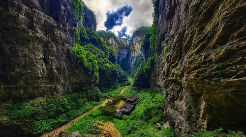Chongqing Wulong Tiansheng Three Bridges + Longshuixia Ground Crack one-day tour