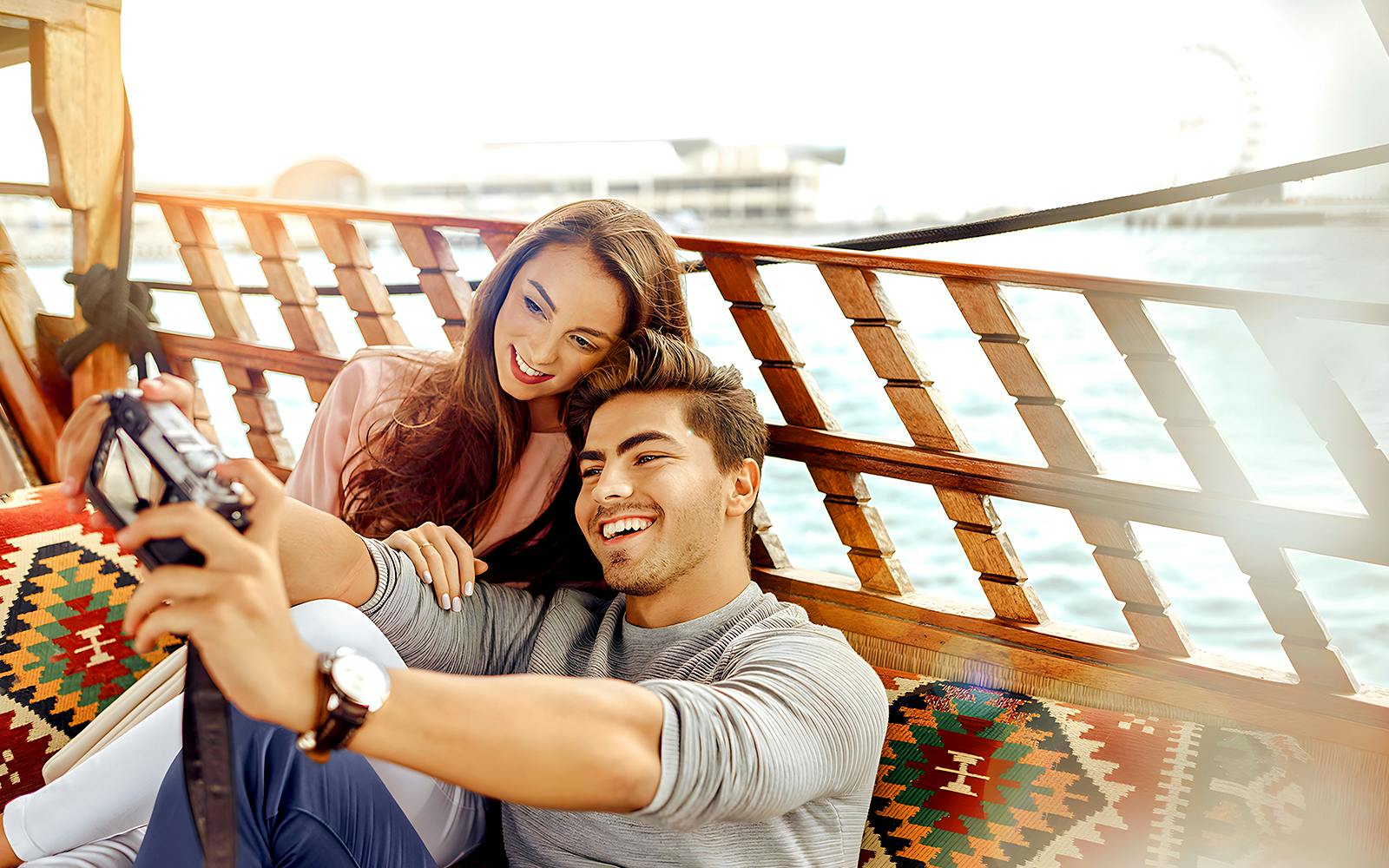 From Dubai Canal: 1-Hour Sightseeing Abra Ride