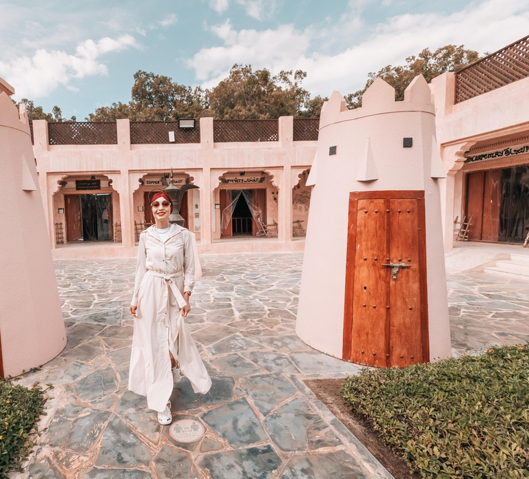 Dubai: Abu Dhabi Grand Mosque, Palace, and Heritage Village