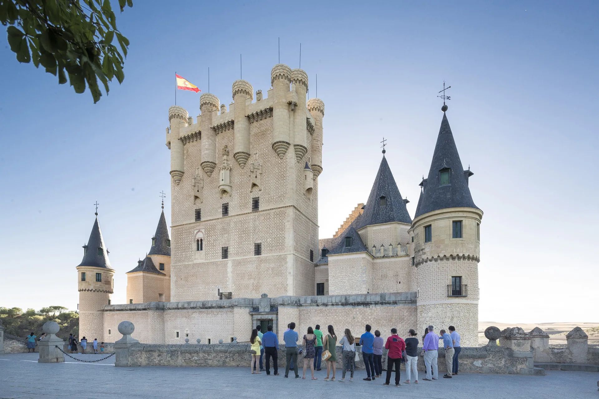 Private Tour: Segovia Half Day Tour with Guided Visit in the Cathedral and the Alcazar