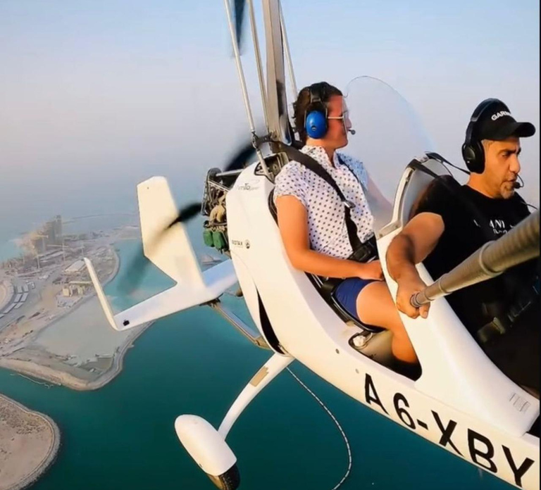 Ras Al Khaimah: Gyrocopter Flight over Desert and Beaches