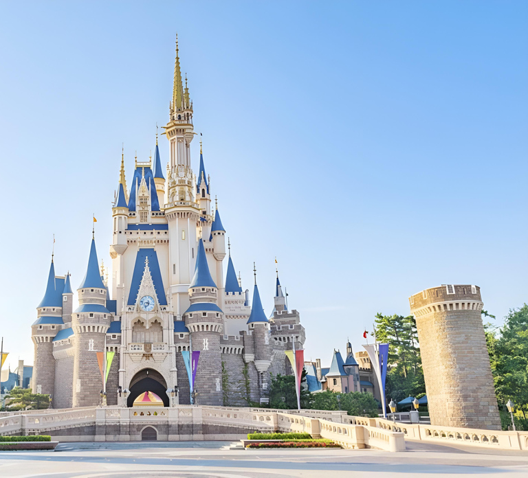 Tokyo Disney: 1-Day Ticket (Land/Sea) & Shared Transfer
