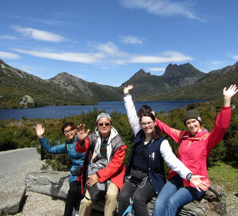 Launceston: Cradle Mountain Guided Active Day Trip