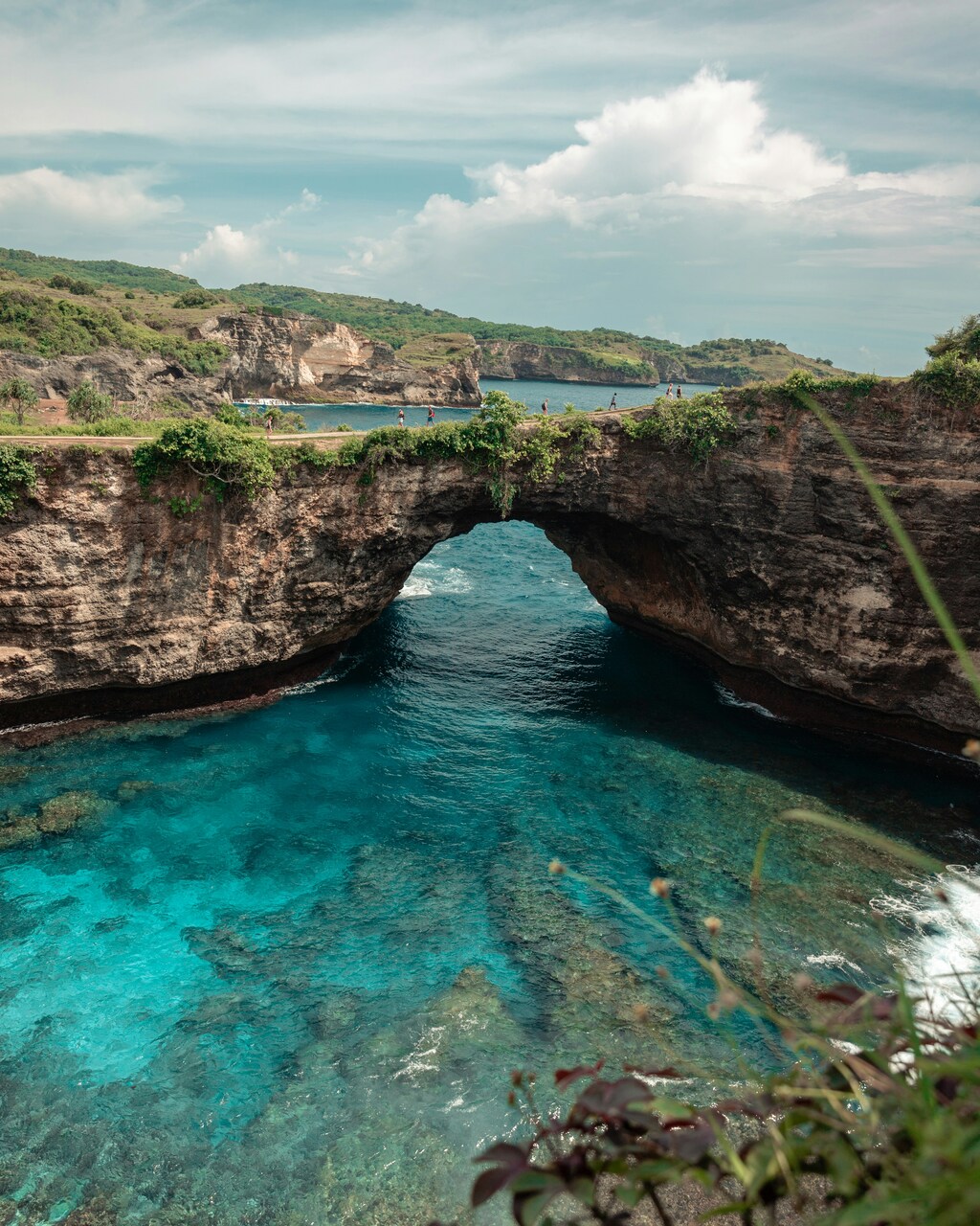 Nusa Penida West Tour Package with Return Fast Boat, Private Car & Lunch
