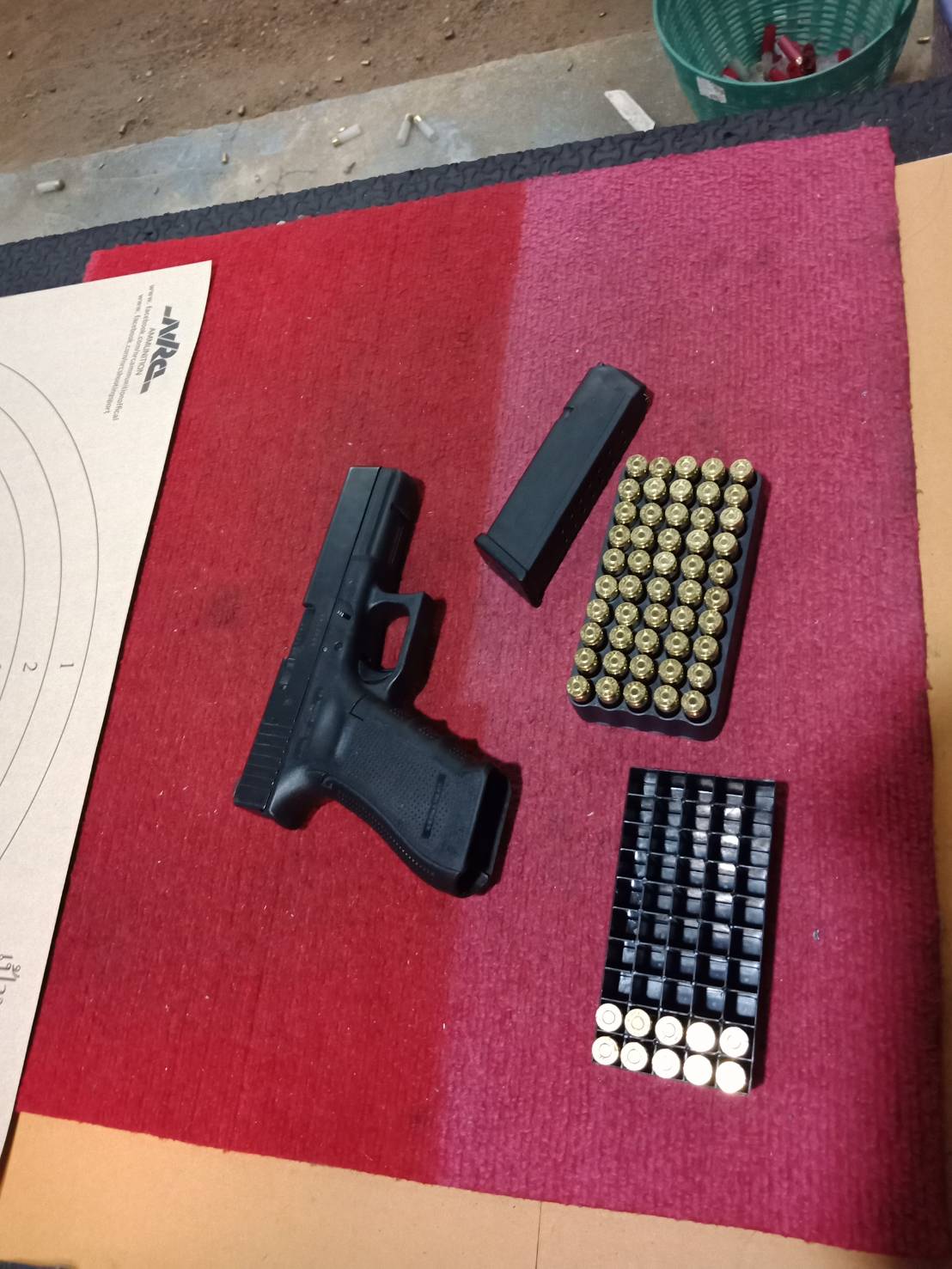 Chang Puak Camp Damnoen Saduak (Real Gun Shooting)
