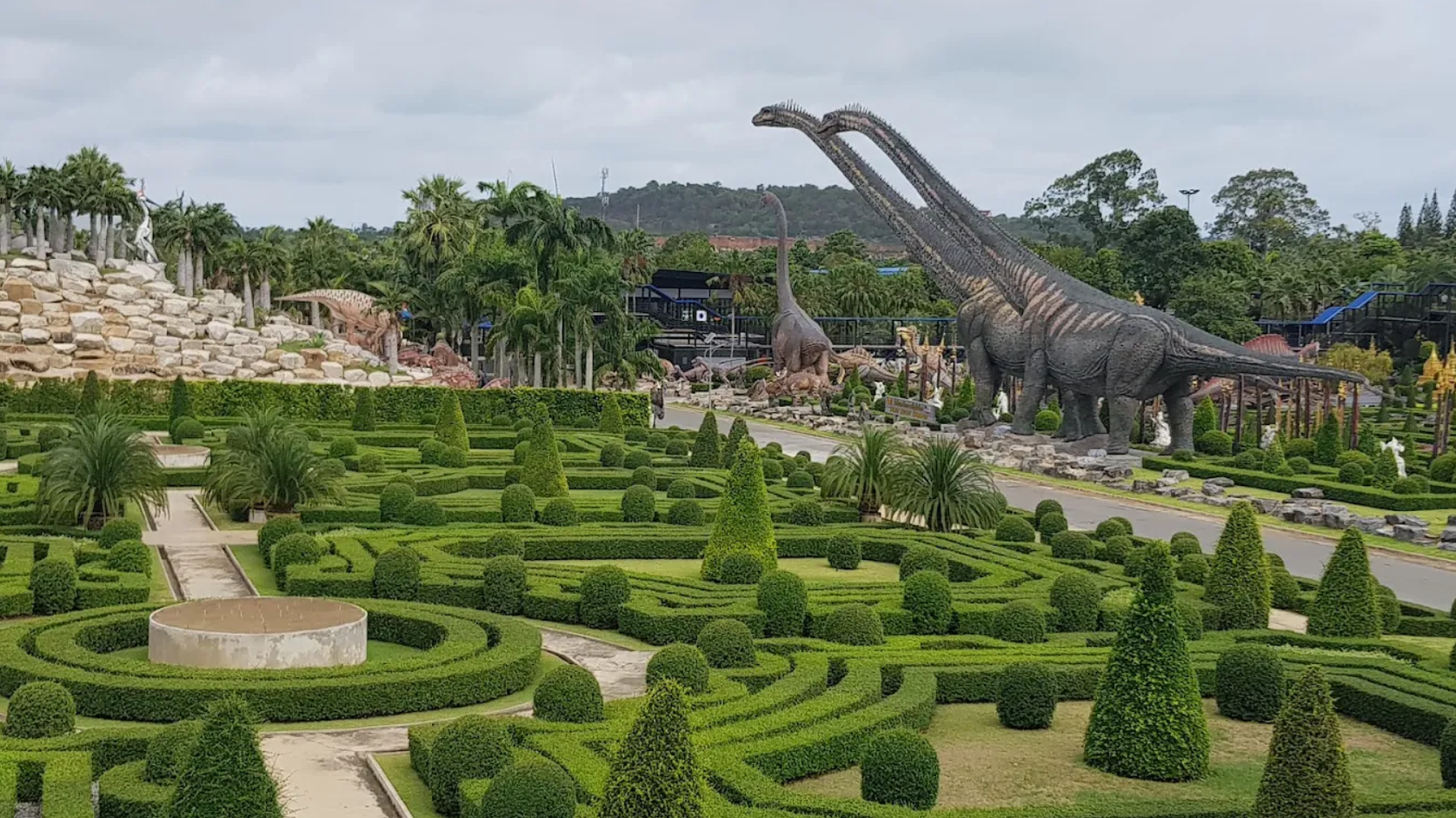(Indian) Nong Nooch Tropical Garden Pattaya