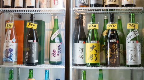 Osaka: Dotombori & Uranamba Area Local Bar & Izakaya Crawl Tour Day Tours