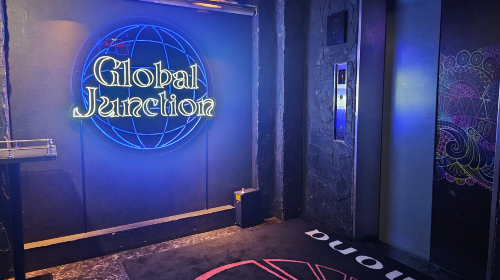 Osaka East Shinsaibashi: Ammona Nightclub Admission Ticket with Drinks / VIP Package (Exclusive for Overseas Visitors)