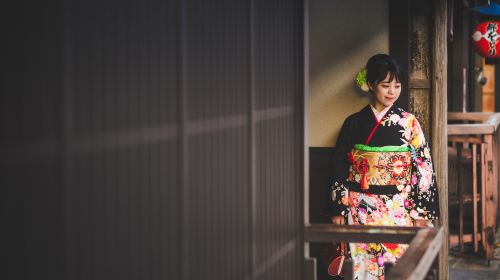 Kyoto, Japan | Yumeyakata Furisode or Houmongi rental Premium kimono rental experience