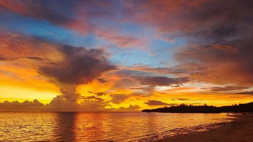 Boracay Island Sunset Sailing Boat Experience