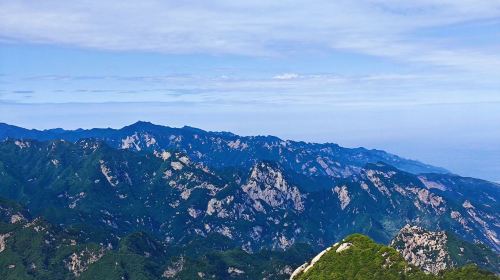 Huashan 1-Day Tour with Admission, Cable Car, Transportation & Lunch Included